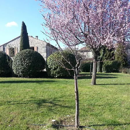 La Fenice - Beautifully Restored With Heated Pool In Small Village فيلة Montjustin