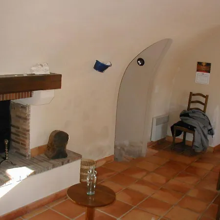 La Fenice - Beautifully Restored With Heated Pool In Small Village *