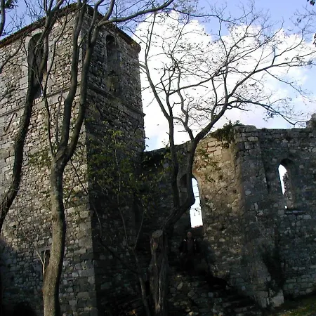 La Fenice - Beautifully Restored With Heated Pool In Small Village *